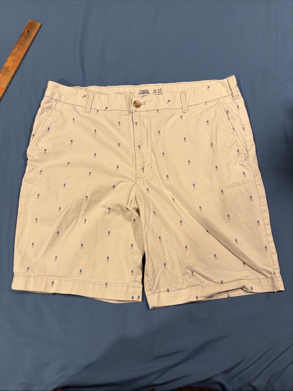 Izod Cream Embroidered Pineapple Hybrid Shorts